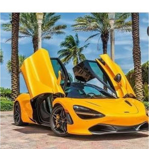 Meet your Posher, Cesar